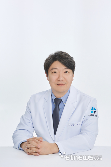 김경모 연세하나병원 척추센터장.