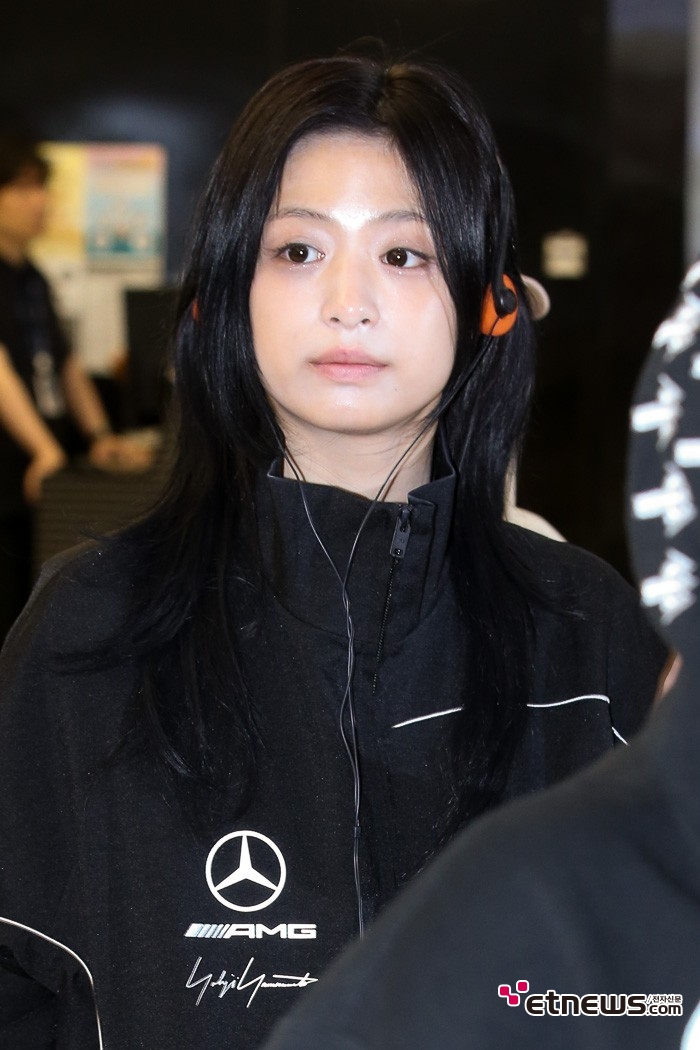 [ET포토] 베이비몬스터 아현, '사차원 매력'