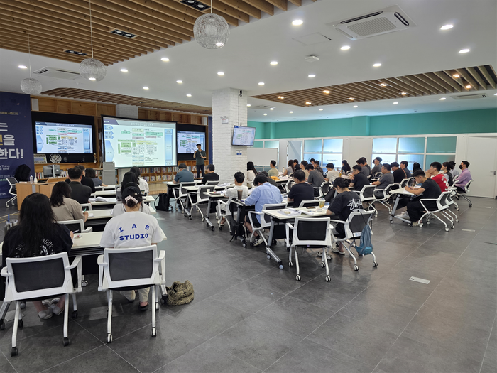 전북대 국방사업관리사 재직자 전문과정.
