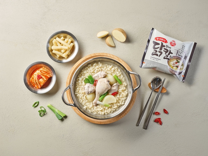 오뚜기 '동대문식 닭한마리 칼국수' 제품 이미지. 〈자료 오뚜기〉
