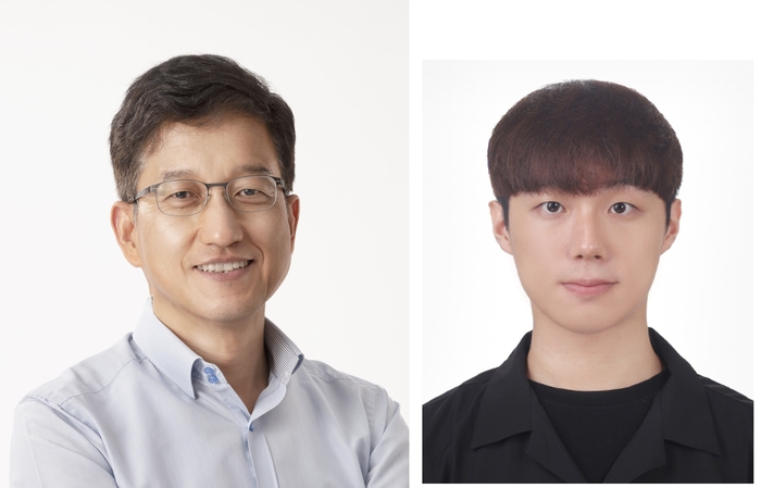 황현상 포스텍 교수(왼쪽)와 통합과정 권오혁 씨