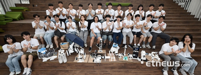 [포토] 제1회 로봇 해커톤, 100시간의 협력