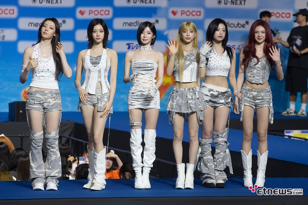 [ET포토] 베이비몬스터, '비주얼과 실력 다 가진 그룹'