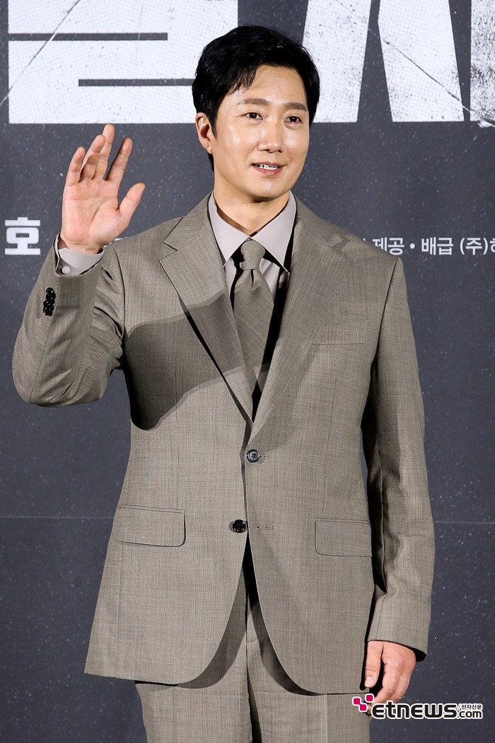 [ET포토] 박해일, '매번 남다른 작품 선구안'