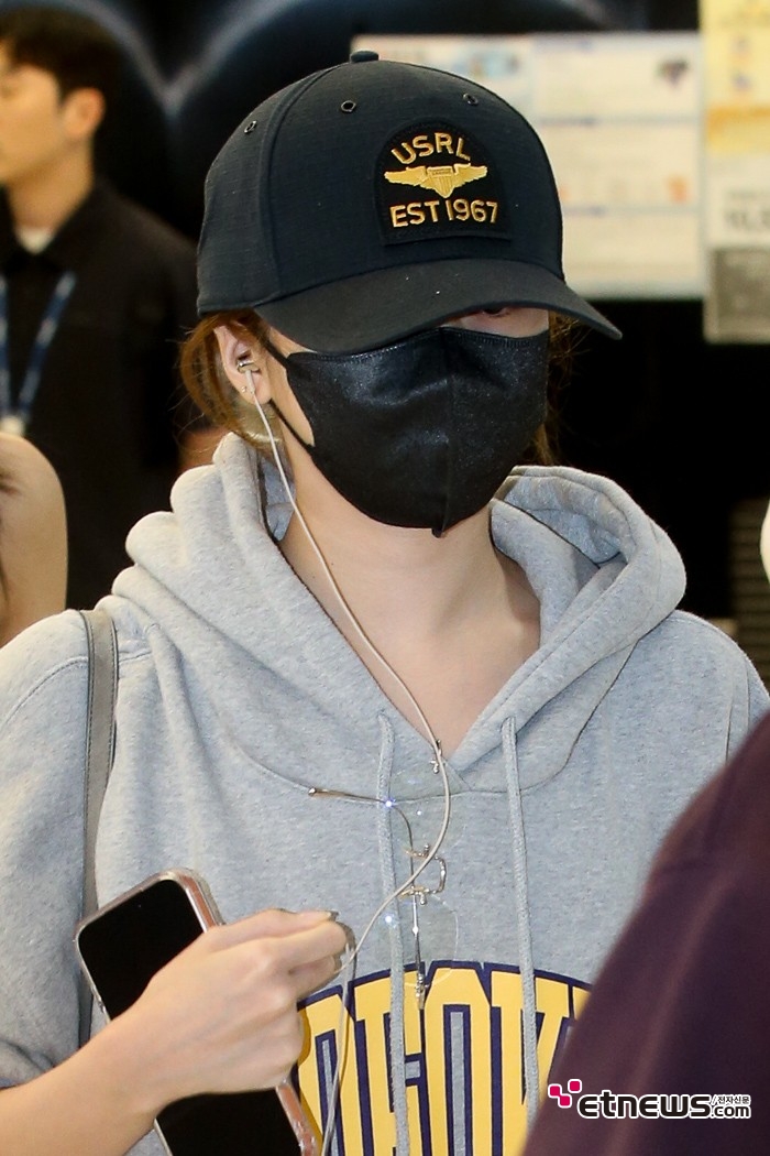 [ET포토] 엔믹스 지우, '눈만 살며시'