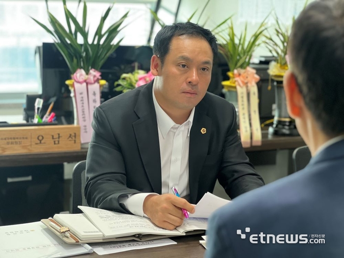 오남석 경기도의회 미래과학협력위원회 부위원장.