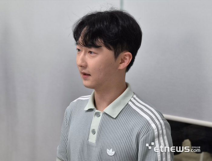 CJ올리브영 코파톤 AI 네이티브 해커톤 우승자 최원준 씨.