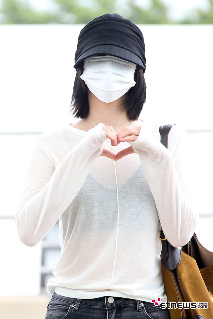 [ET포토] 있지 류진, '시스루 여름 패션'