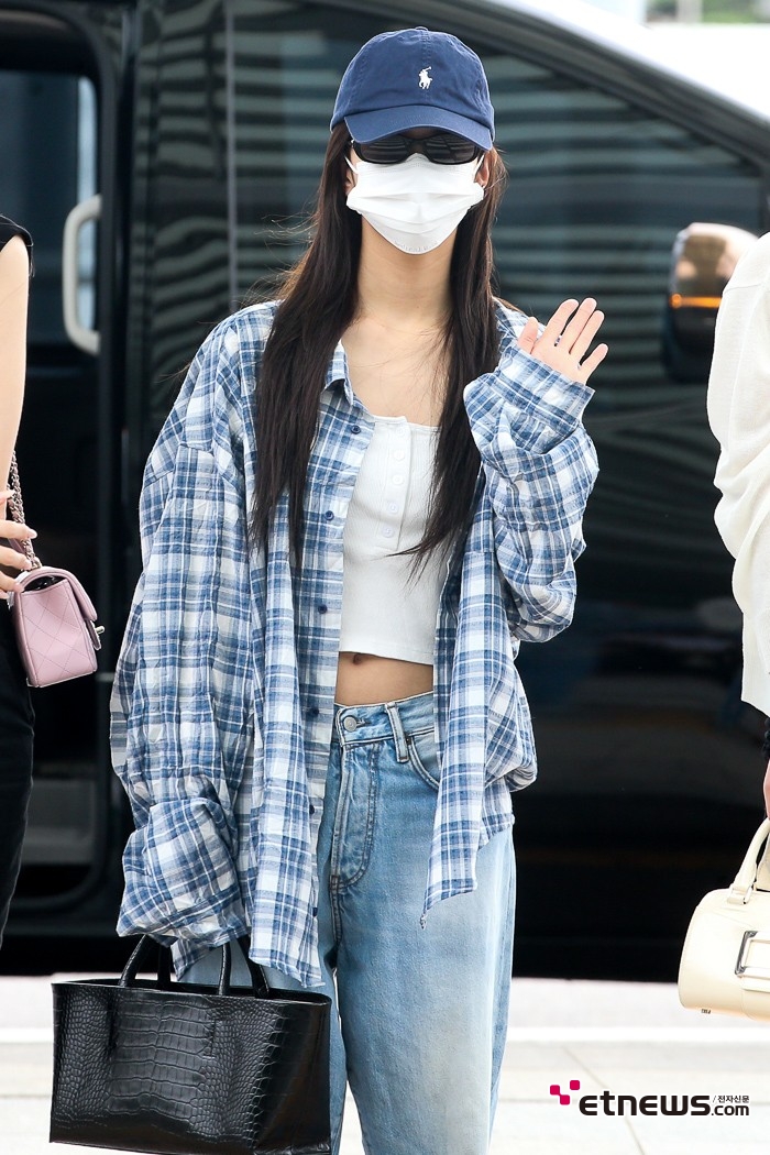 [ET포토] 있지 리아, '편안한 청청 스타일'