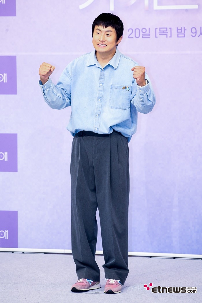 [ET포토] MBC의 아들 기안84 SBS로 외도'