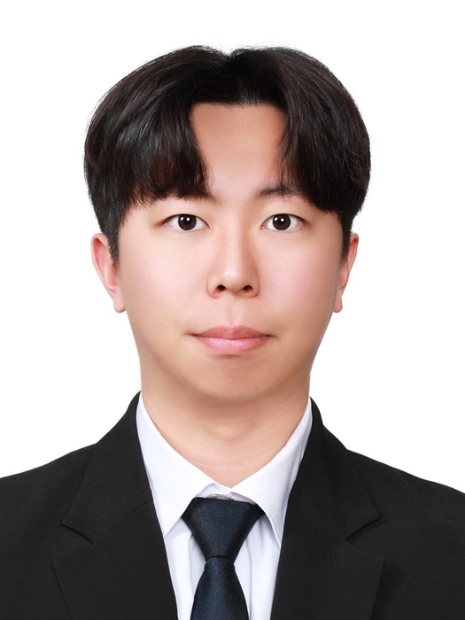 국립목포대 반도체공학과를 졸업한 신기상씨.