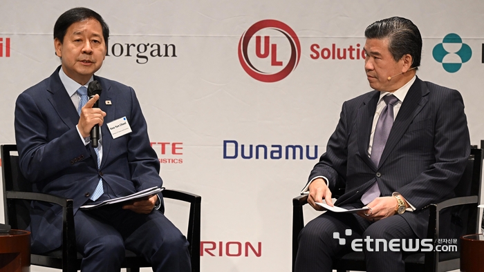 [포토] AMCHAM 간담회 참석한 구윤철 부총리