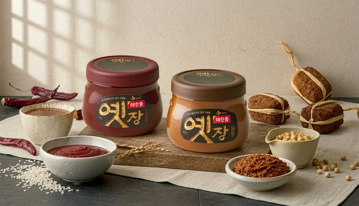 해찬들 옛장 된장과 고추장 제품 이미지. 〈자료 CJ제일제당〉