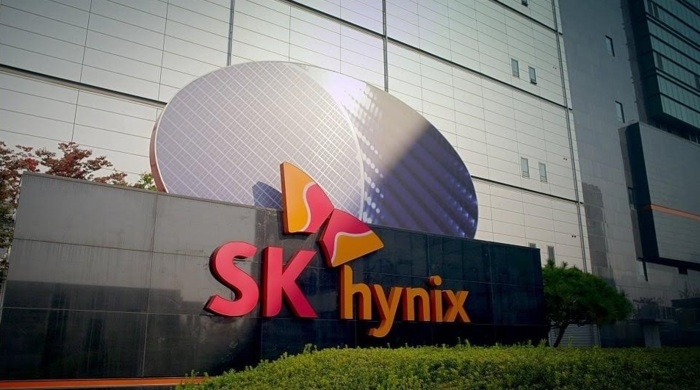 SK하이닉스 40조 쏘자…“470만원 간다” “저가 매수, 강력한 신호” 글로벌 IB 호평