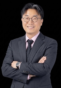 이기혁 분당서울대병원 가정의학과 과장(이지케어텍 사업총괄 겸임)