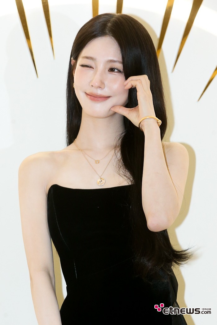 [ET포토] 아이들 미연, '윙크 요정'