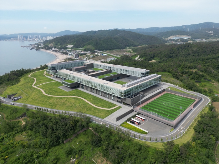 현대차·기아, 협력사 AX 지원 'AI 특화 공동훈련센터' 개소
