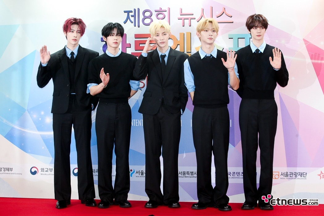 [ET포토] 앤더블, '블랙으로 깔맞춤'