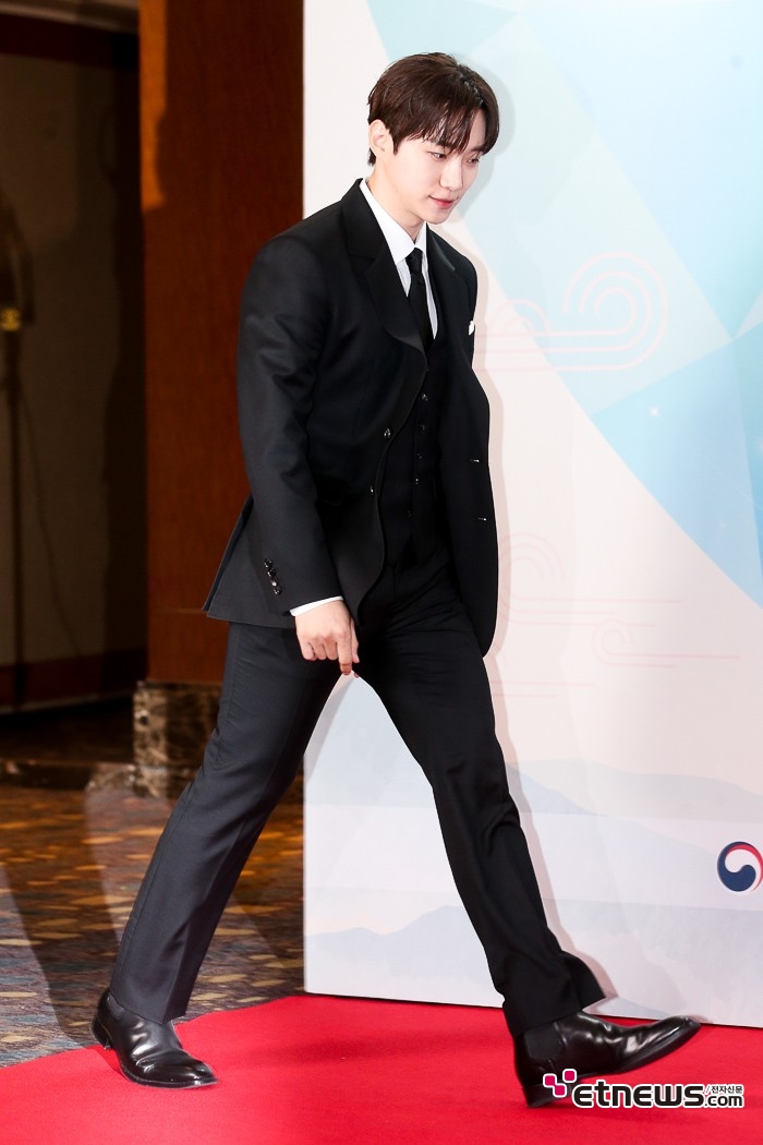[ET포토] 이준호, '아우라 흩날리며'