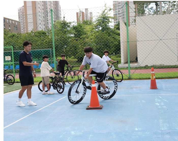 한국국토정보공사, '안전한 자전거 문화 만들기'로 지역 상생 앞장