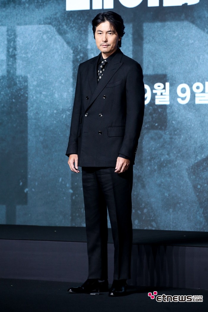 [ET포토] 정우성, '반격 준비를 마치고'