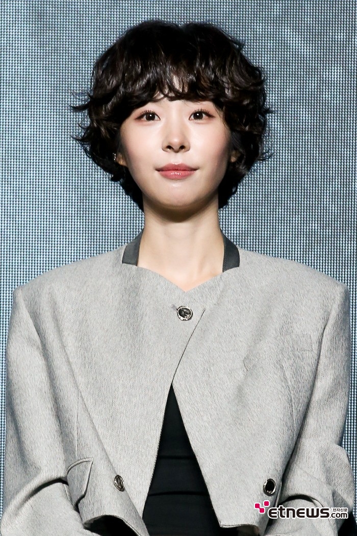 [ET포토] 서은수, '레트로한 헤어스타일'