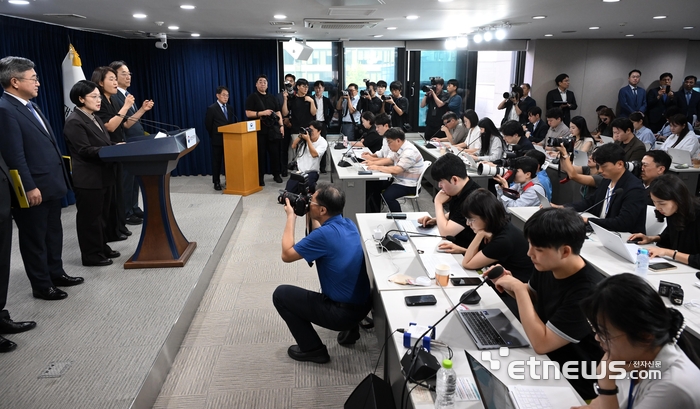 [포토] 행정·공공기관 이전 계획 및 공공기관 기능 개혁 방안 브리핑
