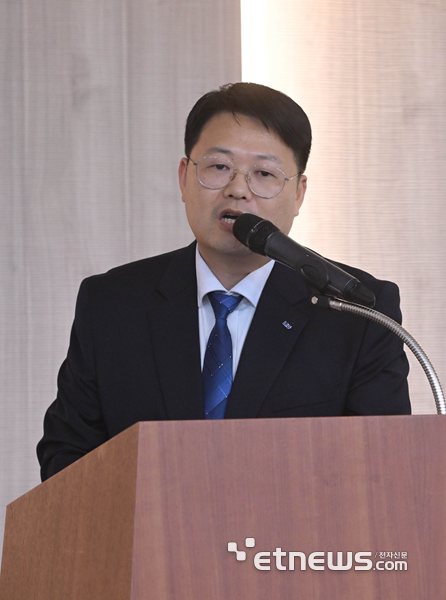 [국방 AX 컨퍼런스] “전쟁 중심, 화력에서 'AI 결심우위'로…OODA 속도 높인다”