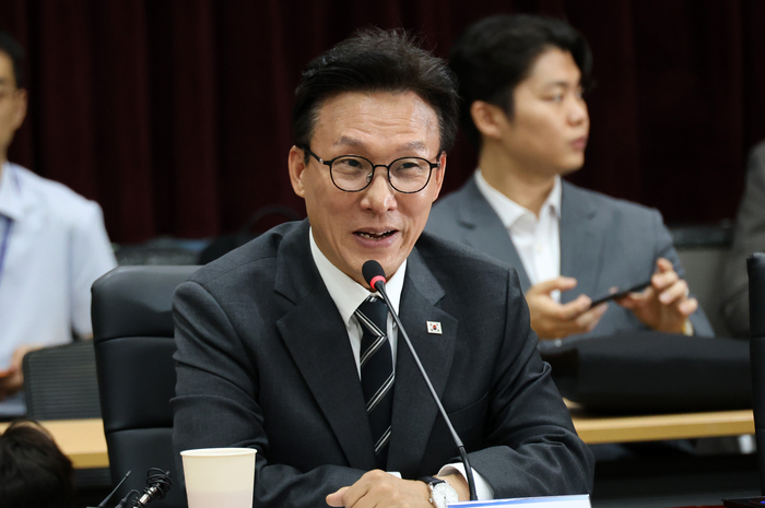 4일 오전 충남도청 대회의실에서 열린 2026년 더불어민주당 충남 예산 정책협의회에서 김민석 당 대표가 발언하고 있다. 연합뉴스