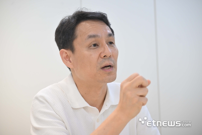 [창간기념호] 조규진 서울대 기계공학부 교수(서울대 로보틱스 국가연구소 초대소장) 김민수기자 mskim@etnews.com