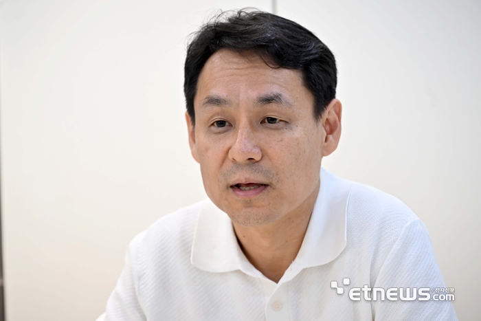 [창간기념호] 조규진 서울대 기계공학부 교수(서울대 로보틱스 국가연구소 초대소장) 김민수기자 mskim@etnews.com