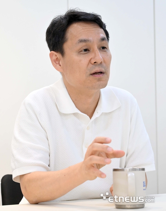 [창간기념호] 조규진 서울대 기계공학부 교수(서울대 로보틱스 국가연구소 초대소장) 김민수기자 mskim@etnews.com