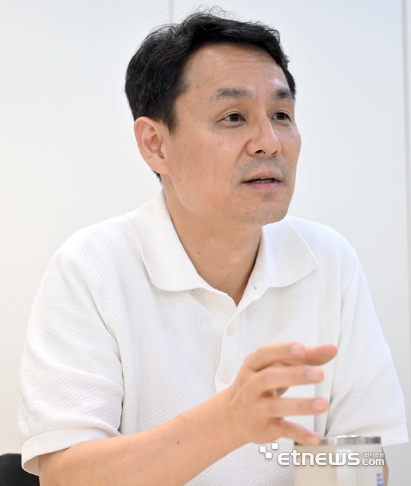 [창간기념호] 조규진 서울대 기계공학부 교수(서울대 로보틱스 국가연구소 초대소장) 김민수기자 mskim@etnews.com