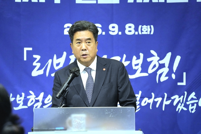 강청희 국민건강보험공단 신임 이사장이 8일 서울 모처에서 취임 후 첫 간담회를 갖고 운영 방향을 제시했다. (사진=국민건강보험공단)