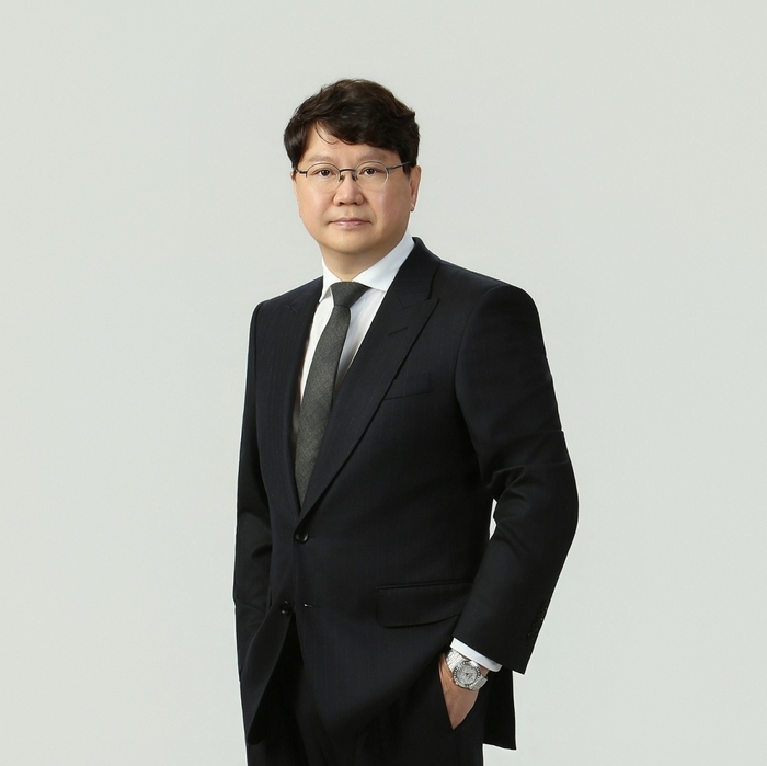 곽동신 한미반도체 회장. 〈사진=한미반도체〉