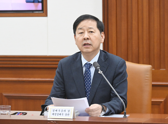 구윤철 부총리 겸 재정경제부 장관이 9월 10일 서울 종로구 정부서울청사에서 열린 '경제관계장관회의 겸 구조혁신 관계장관회의'를 주재, 모두발언을 하고 있다. (사진=재경부)