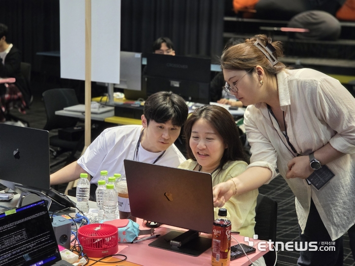 경기 판교 NHN 사옥 플레이뮤지엄에서 열린 게임×AI 해커톤 '넥스트 AI 네트워크 2026(NAN 2026)' 현장.