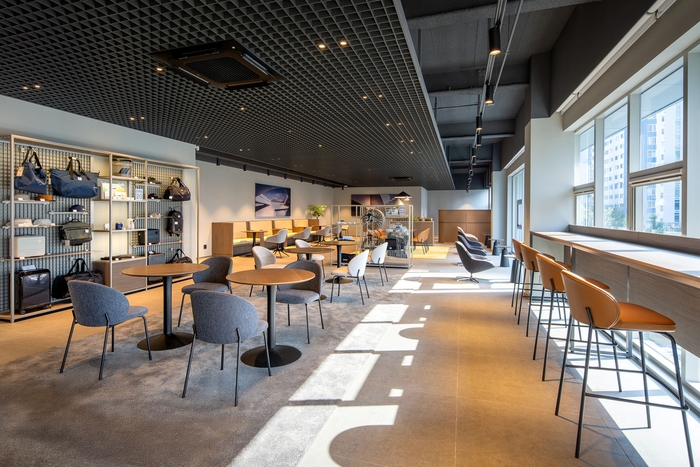 BMW 부산 광안리 서비스센터 내부.