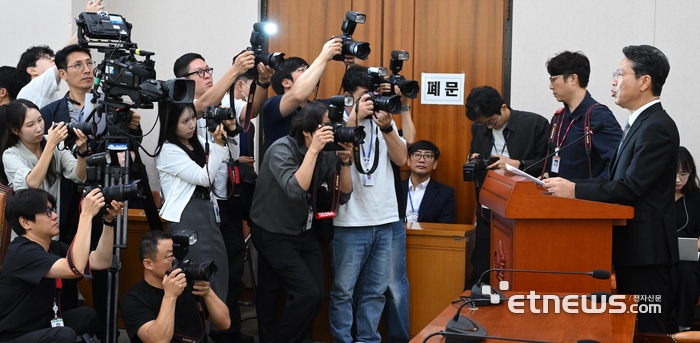 [포토] 모두발언하는 김승원