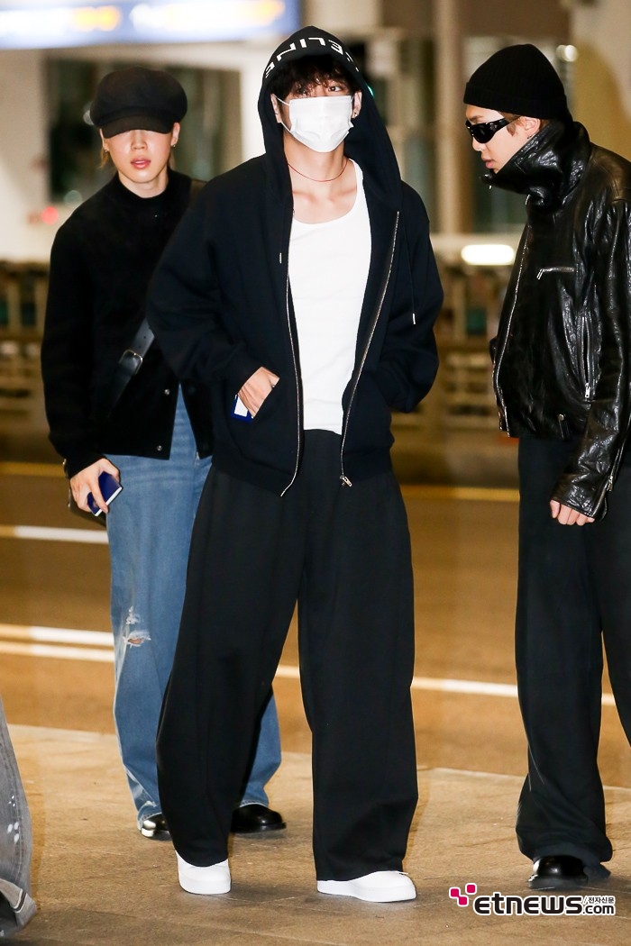 [ET포토] BTS 지민-뷔-RM, '트리플 카리스마'