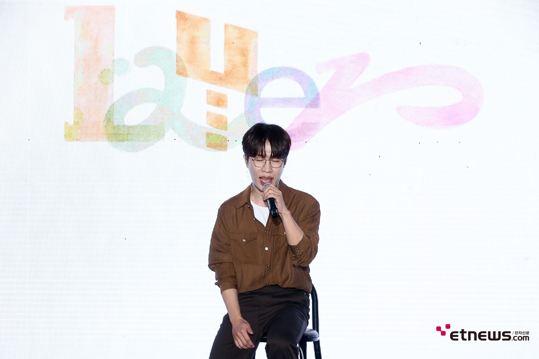[ET포토] 소란 고영배, '두눈 지그시 감고'