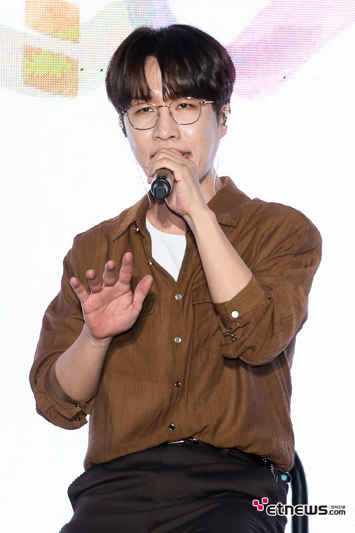 [ET포토] 소란 고영베, '진지한 열창'