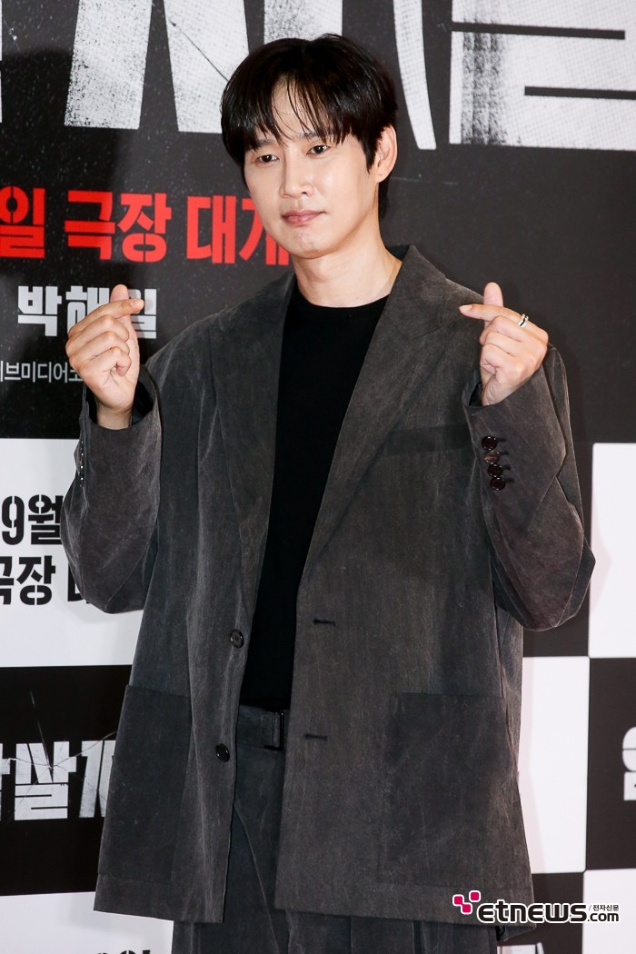 [ET포토] 박성훈, '가득한 훈훈함'