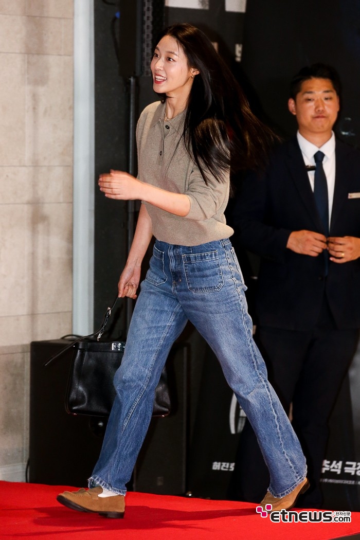 [ET포토] 설현, '매끈한 청바지핏'