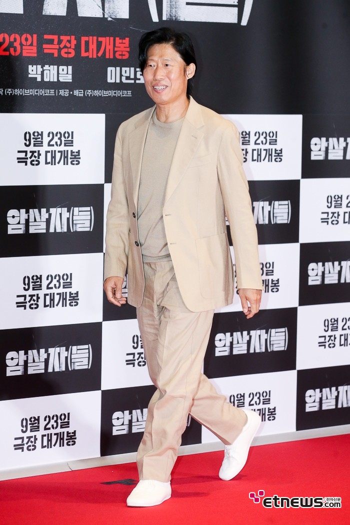 [ET포토] 유해진, '베이지 톤으로 화사하게'