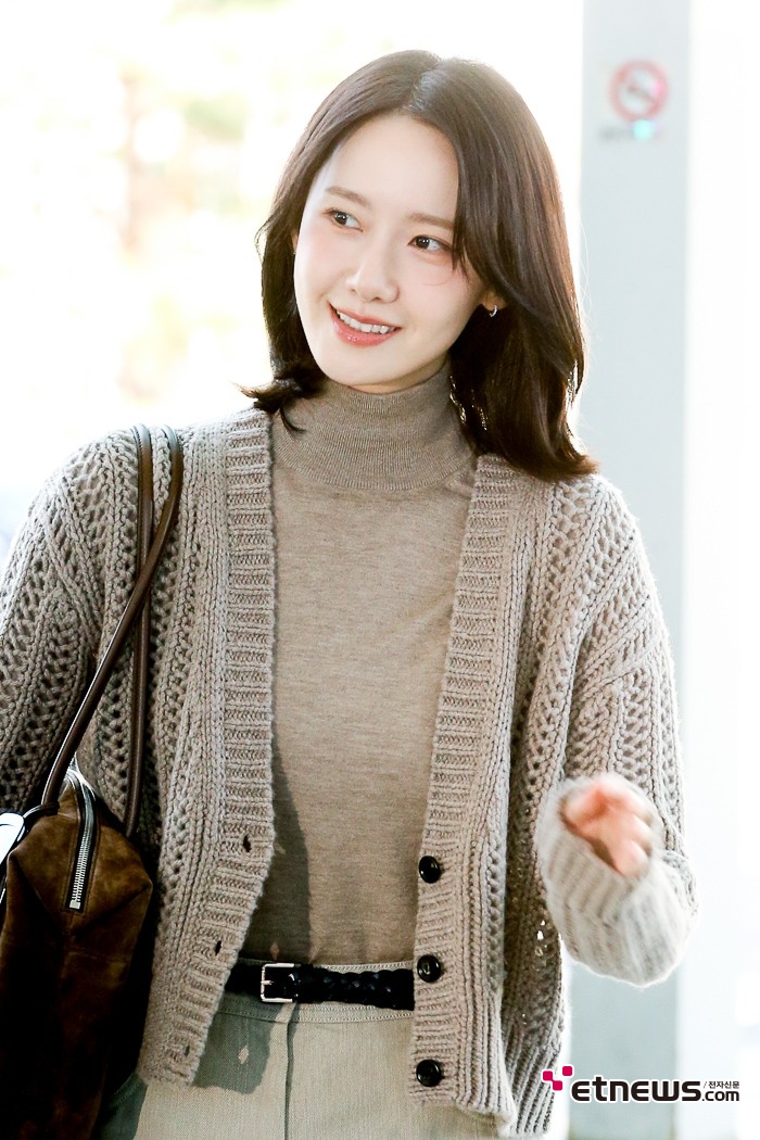 [ET포토] 윤아, '햇살 맞으며 아름다운 미소'