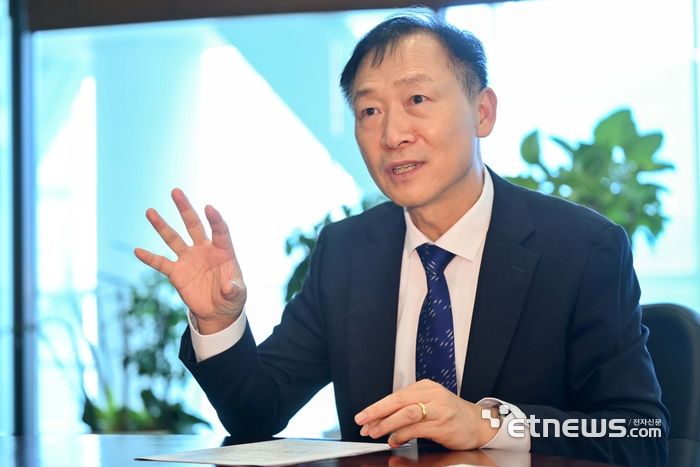 [데스크가 만났습니다] 윤성천 한국저작권보호원장 김민수기자 mskim@etnews.com