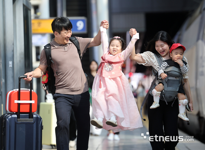 [포토] '하늘을 날아가는 기분이야!'