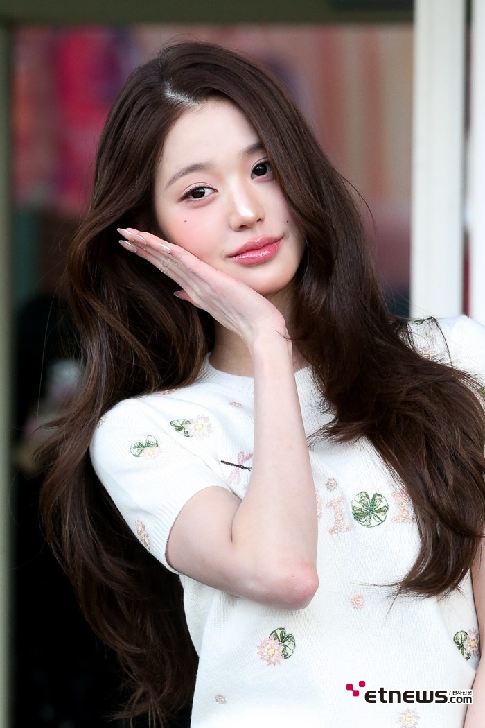 [ET포토] 장원영, '눈부신 청순 요정'