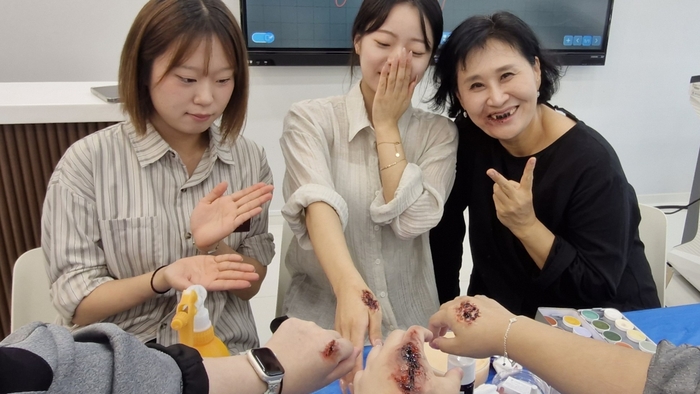 광주여대 앵커사업단 동일미래과학고에서 'AI 뷰티헬스케어 체험' 운영.